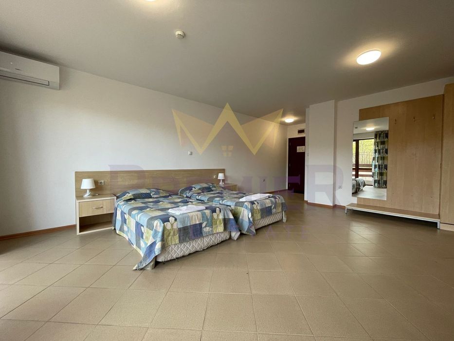 Продава се Едностаен апартамент в к.к. Слънчев бряг - 51 кв.м за 681 €/кв.м - Снимка #1