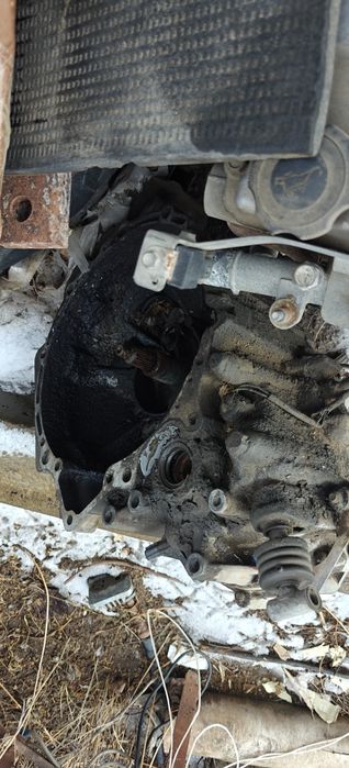 Двигатель от мазды птички на запчасти