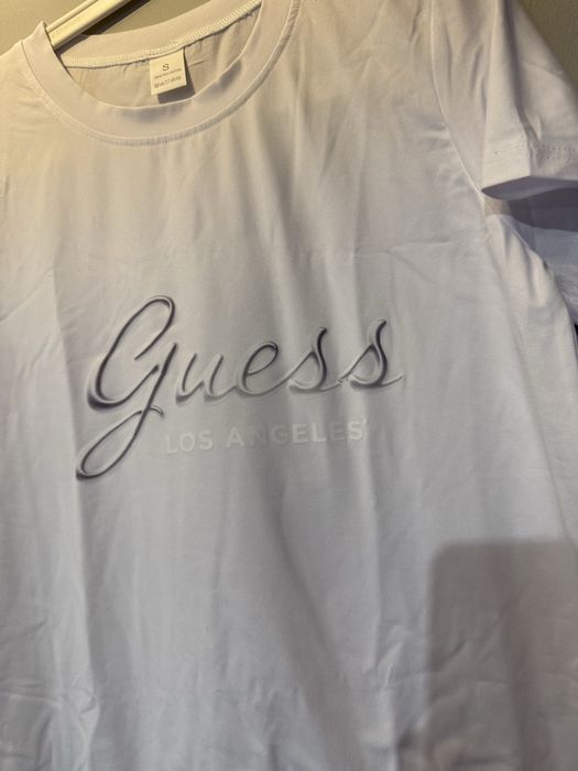 Тениски и потници Guess