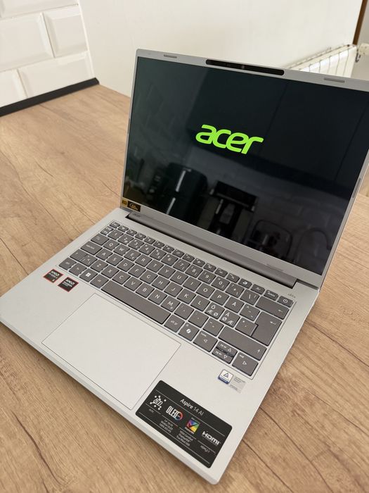 Laptop acer aspire 14 ai ca nou