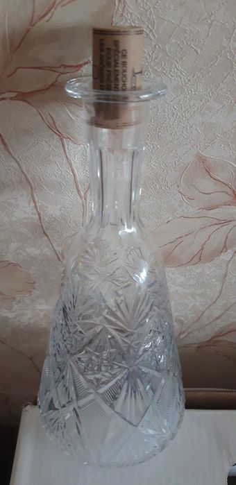 Графин хрустальный