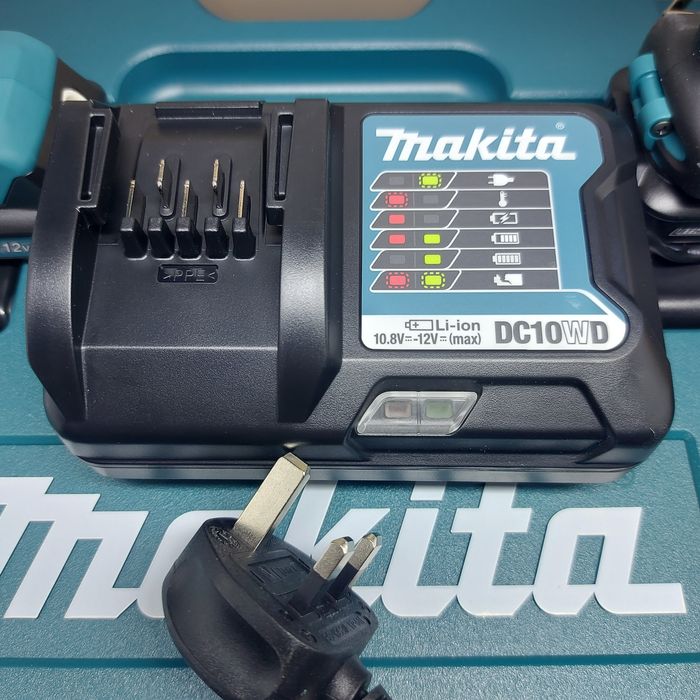 Комплект Makita CLX224AJ 12V MAX