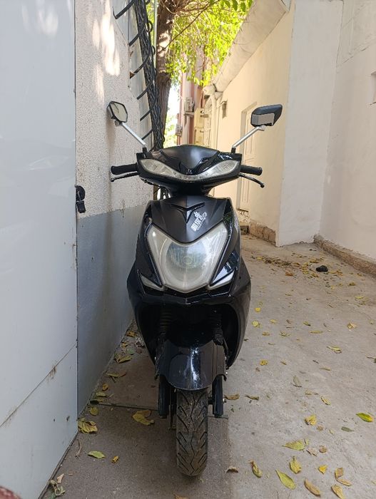 Skuter sotiladi Wasat