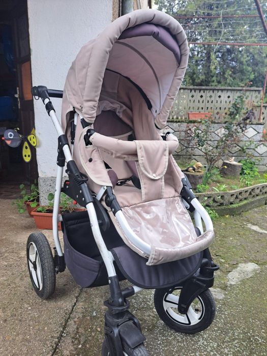 Бебешка количка 3 в 1