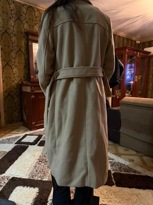 Бежевое пальто кашемир