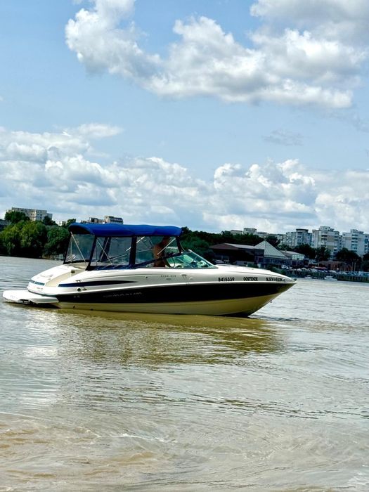 Vand barca Maxum 2400 sc3