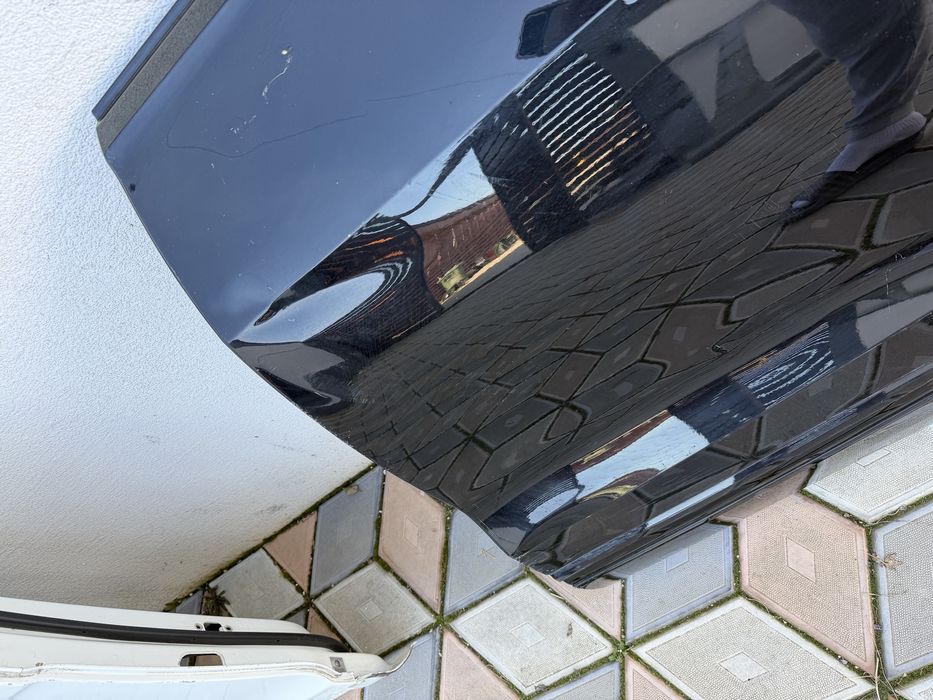 Usa stanga spate Audi Q8