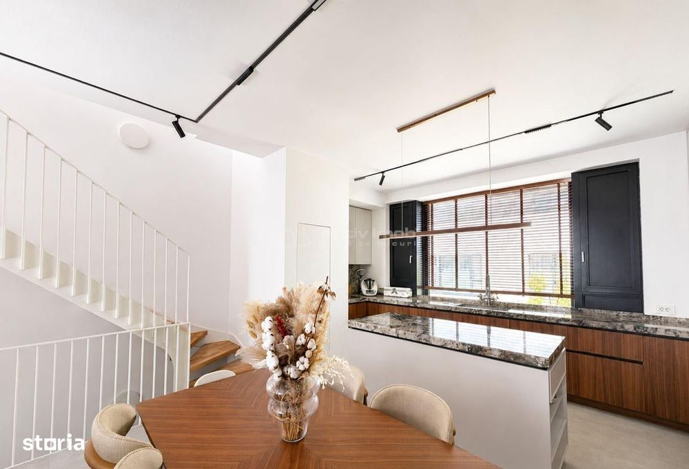 Casa townhouse - Avalon Estate Pipera - 4 camere - 4 bai - 210mp
