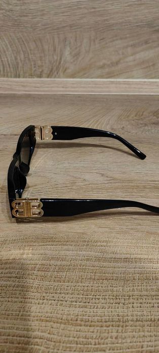 Очила на balenciaga