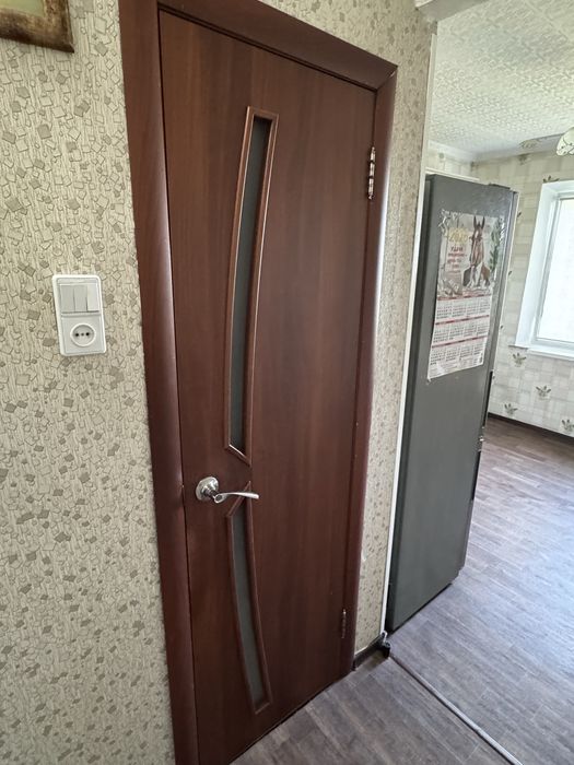 Продам межкомнатные двери