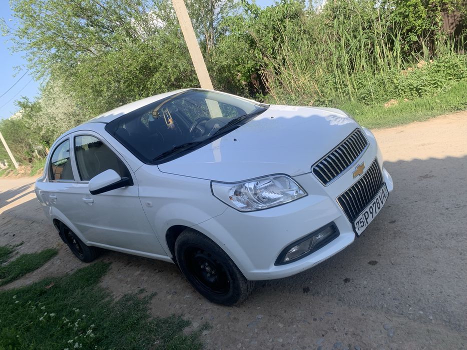 Нексия 3 сотилади.