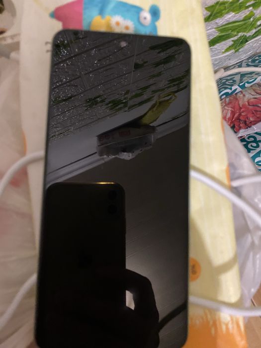 Продам Vivo Y 100