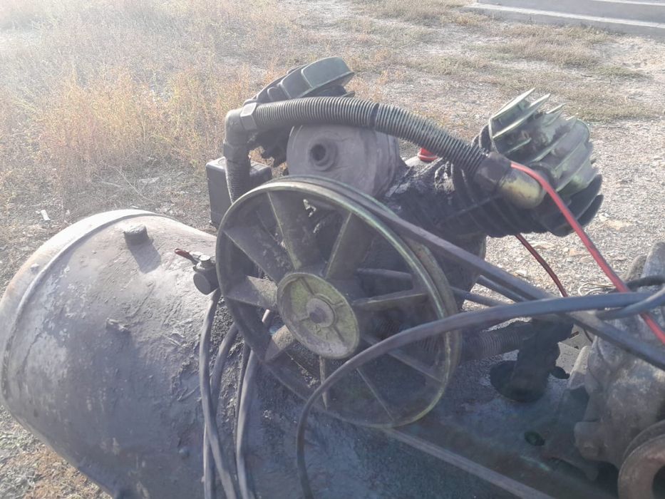 Продам большой компрессор