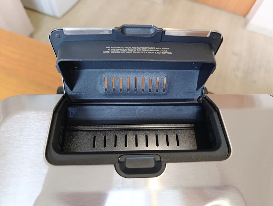 Хлепобечь BORK X800