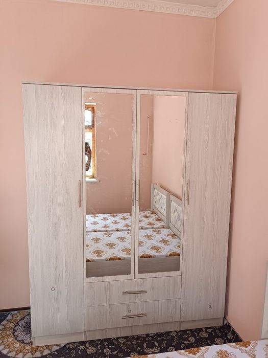 Shkaf sotiladi birinchi quldan sexdi uzidan