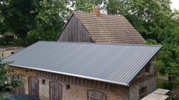 Construcție Acoperiș de la A la Z | Montaj Tablă și Sisteme Pluviale