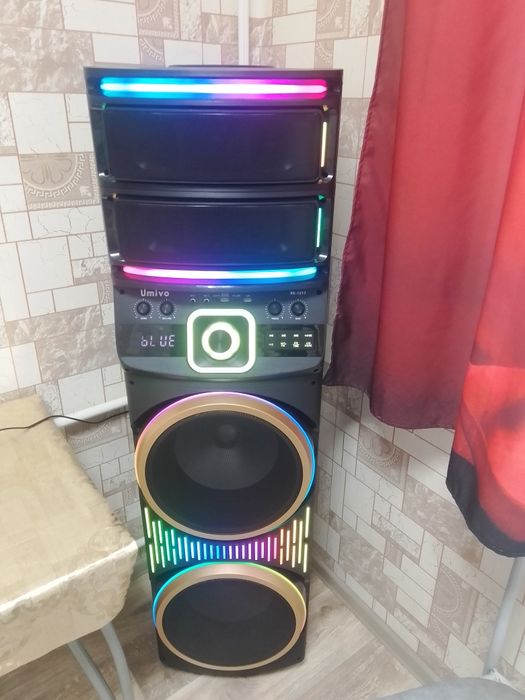 Продам блютуз колонку