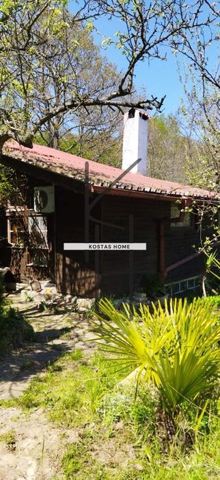 Вила в Варна-м-т Боровец - юг площ 85 цена 79000