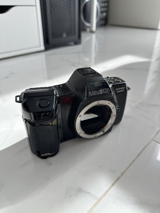 Camera foto pe film Minolta Dynax 7000i