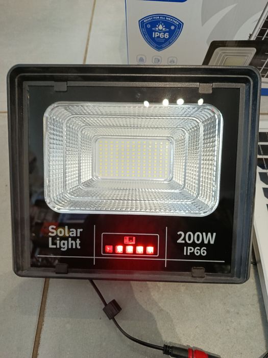 Proiector  solar Jortan 200 w