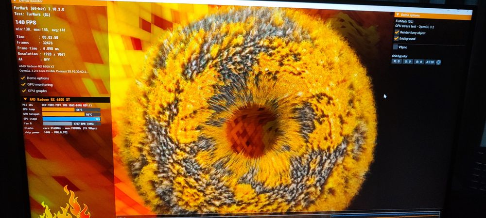 Компютър геймърски  ryzen 5600x ,rx 6600xt ,16 рам 3000mhz, захр.650+