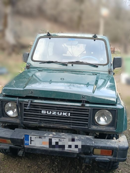 Vând Suzuki samurai
