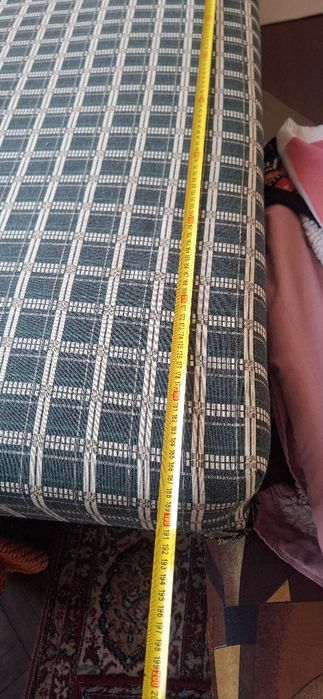 Спалня от естествено масивно дърво