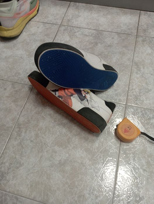 Маратонки с рисунки