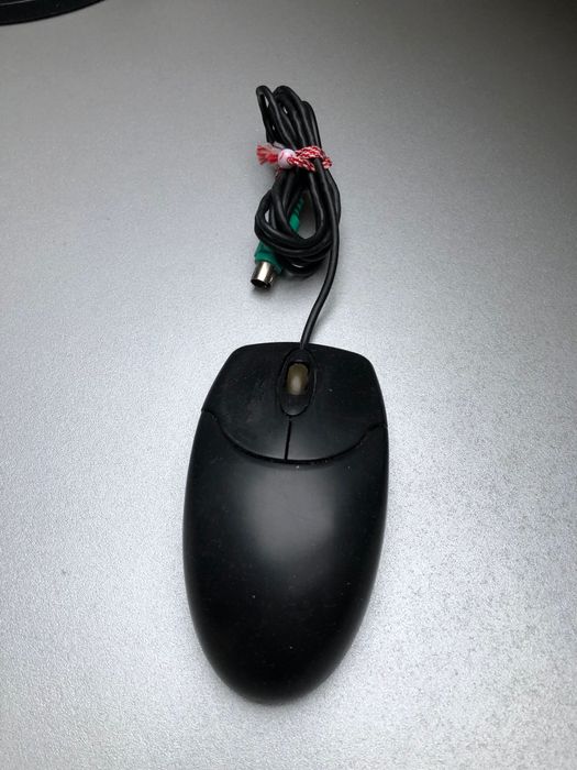 Мишка за компютър (стара букса)