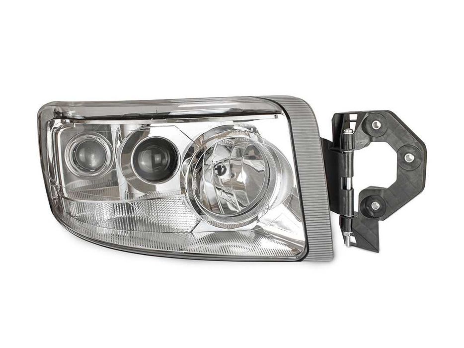 Фарове Фар за РЕНО ПРЕМИУМ / Renault Premium II 2007 - 2014 ХРОМ