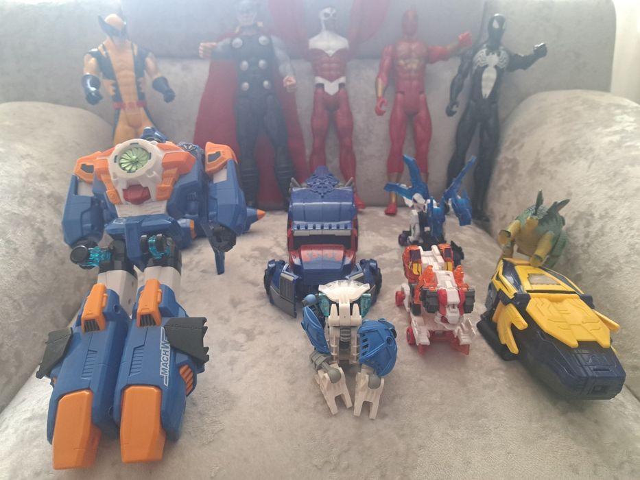 Figurine  Marvel / roboti