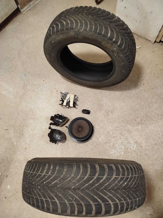 Vând 9 articole auto și aer liber
