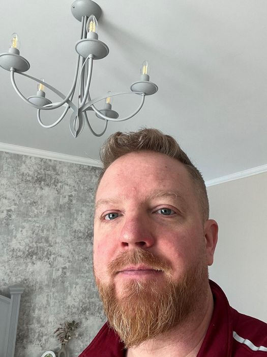 American în Brașov – Instalații, Parchet, Tâmplărie, Renovări