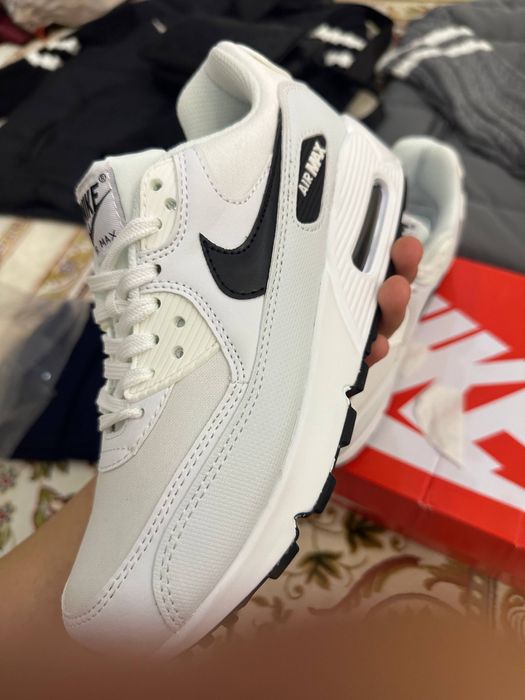 Nike air max сотилади