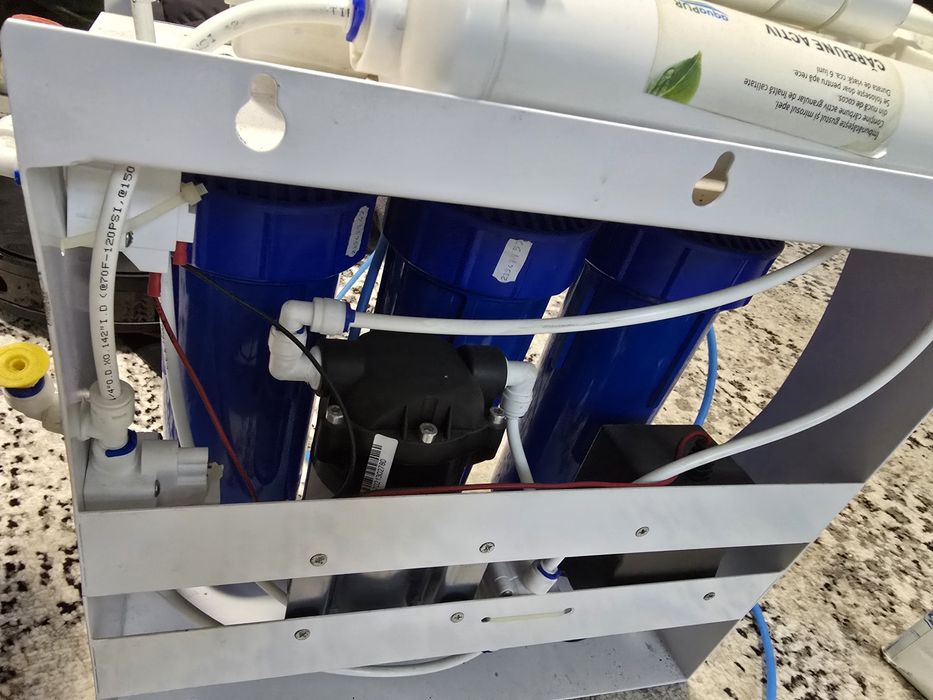 Aparat de filtrare apa cu osmoza inversa