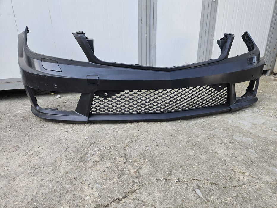 AMG предна броня за мерцедес W204