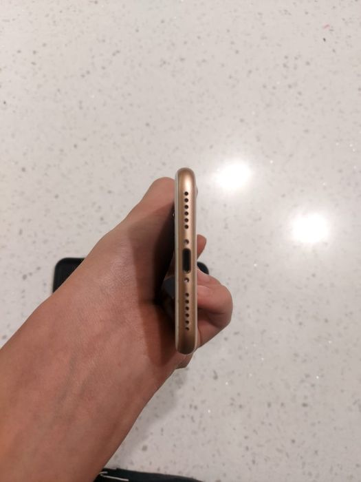 Iphone 8 64гб в идеальном состоянии