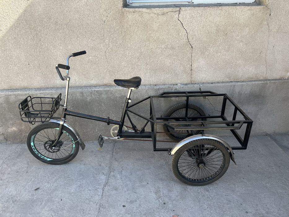 Трёхколёсный велосипед