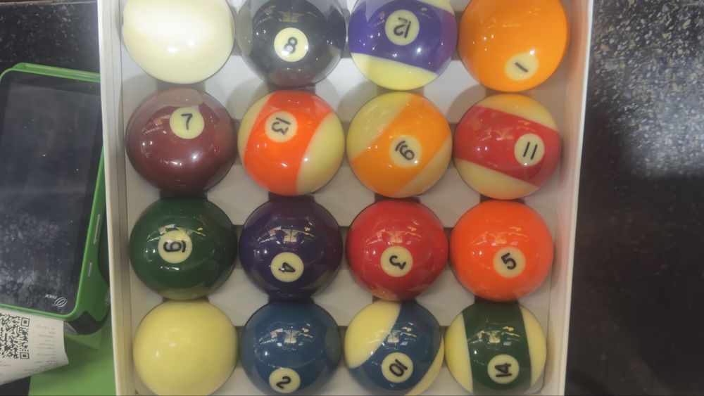 Люстра  билядний  сотилади янги ишлатилмаган .Bilyardniy lyustra ,tosh