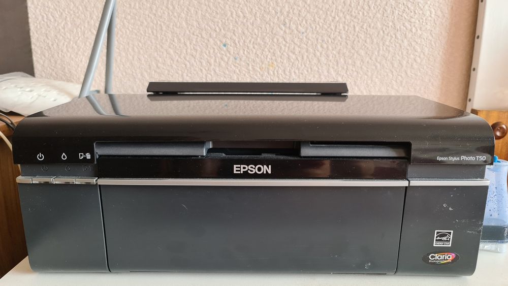 Продам Epson принтер с снпч