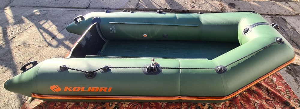 Продам лодку в идеальном состоянии