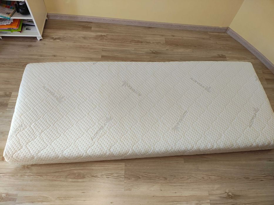 Двулицев единичен матрак 90/200/15