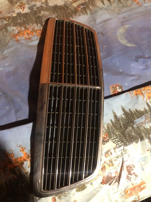 Решетка капота Б У