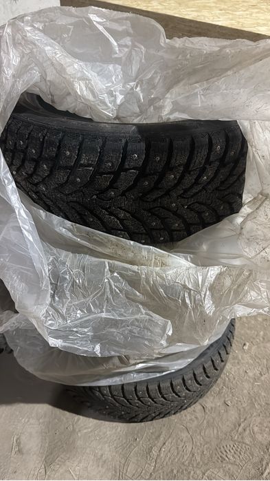 Продам зимнюю резину Р17
