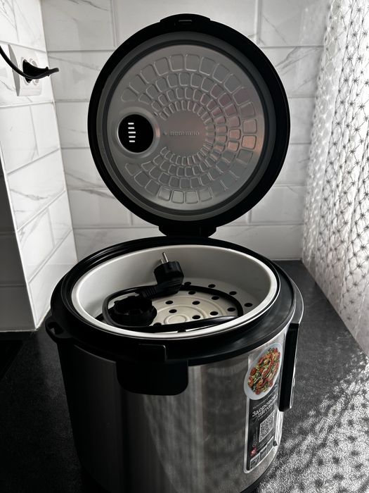 Мультиварка Redmond