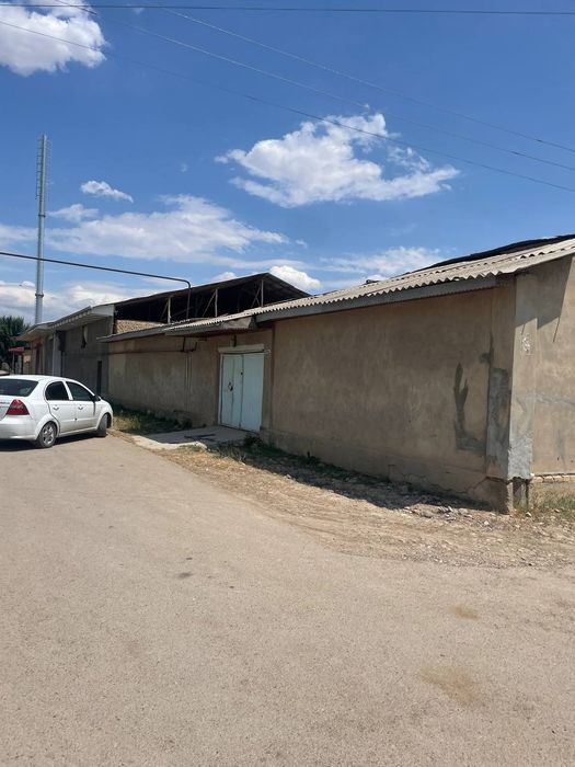 Yer sotiladi buzib boshqatan quradigan uy dehqonchilik qisayam boladi