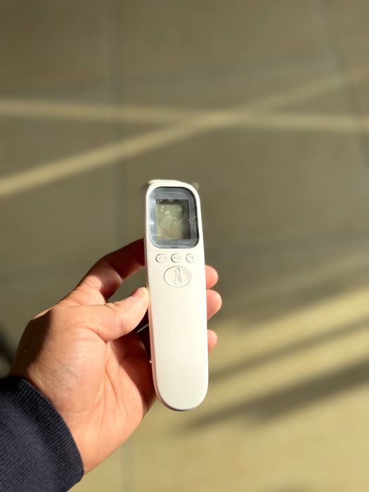 Термометр электронный