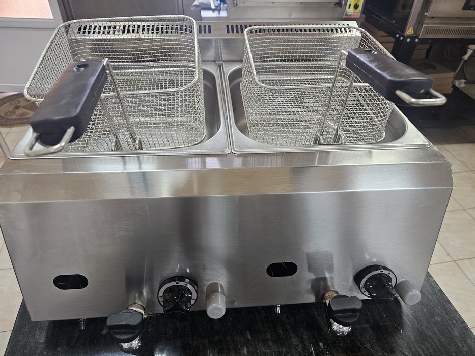Friteuză profesională pe gaz  – 2x8L