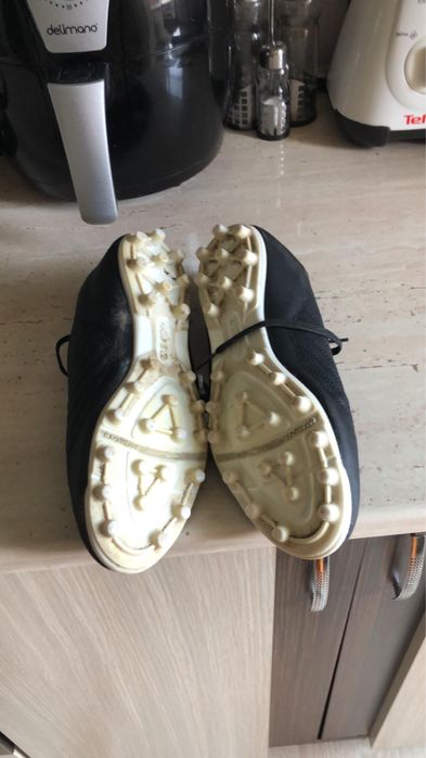 Ghete fotbal teren sintetic si iarba crampoane marimea 39