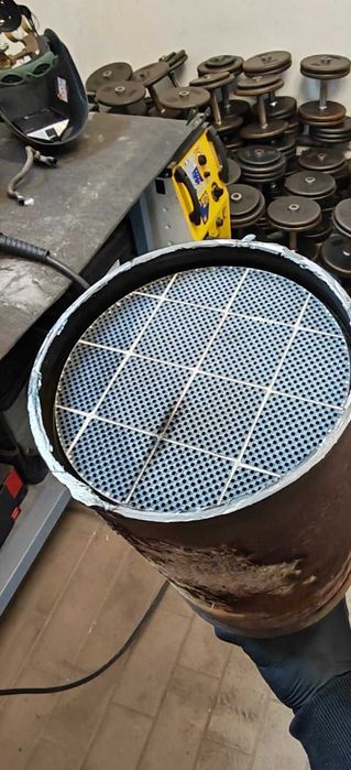 Curatare filtre particule autoturisme si autoutilitare mici - DPF Doctor Brasov.